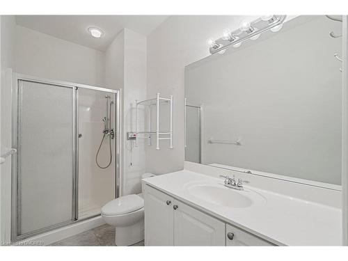 1104-100 Burloak Drive, Burlington, ON - Indoor Photo Showing Bathroom