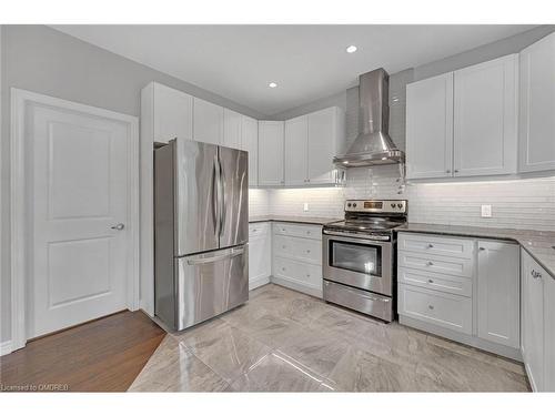 93 Southshore Crescent, Stoney Creek, ON - Indoor Photo Showing Kitchen