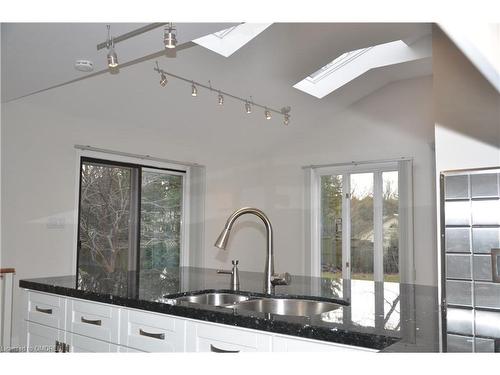 124 Caulder Drive, Oakville, ON - Indoor Photo Showing Kitchen With Double Sink