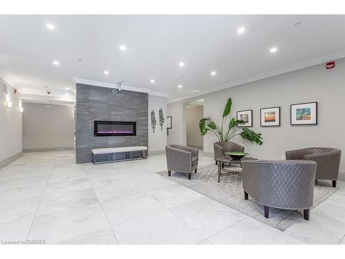 214-257 Millen Road, Stoney Creek, ON - Indoor With Fireplace