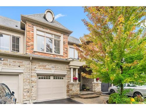 2484 Thornfield Common, Oakville, ON - Outdoor