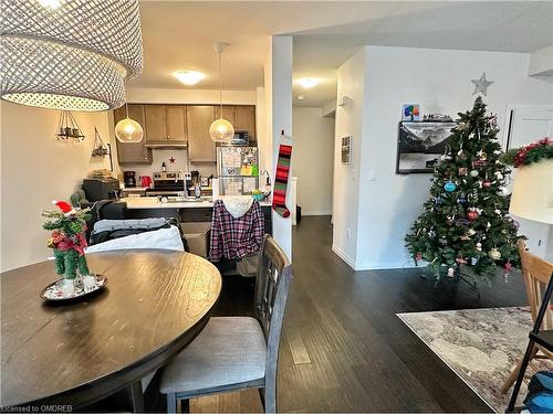 98-30 Times Square Boulevard, Hamilton, ON - Indoor Photo Showing Dining Room