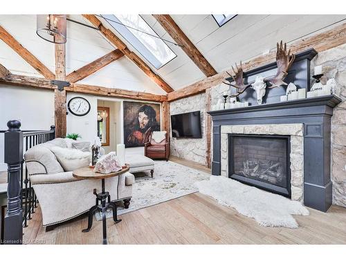 1486 Kenmuir Avenue, Mississauga, ON - Indoor Photo Showing Living Room With Fireplace