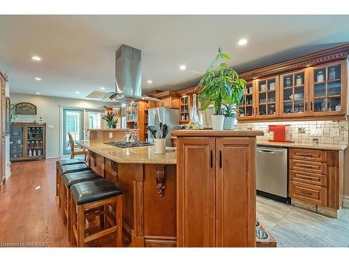 6 Turtle Lake Drive, Halton Hills, ON - Indoor Photo Showing Kitchen