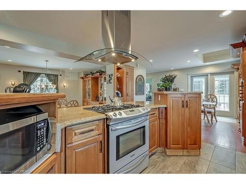 6 Turtle Lake Drive, Halton Hills, ON - Indoor Photo Showing Kitchen