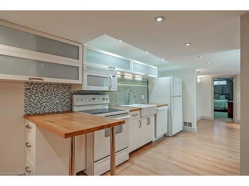 6 Turtle Lake Drive, Halton Hills, ON - Indoor Photo Showing Kitchen