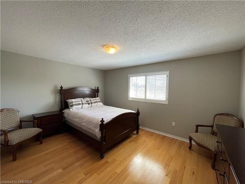 454 Pondview Place, Oakville, ON - Indoor Photo Showing Bedroom