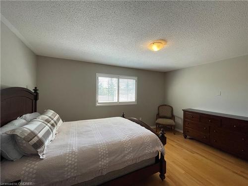 454 Pondview Place, Oakville, ON - Indoor Photo Showing Bedroom