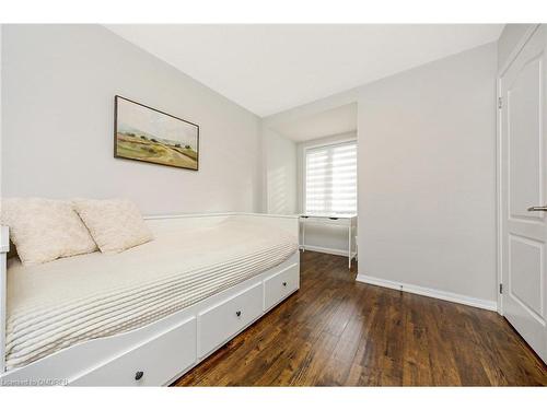 346 Chuchmach Close, Milton, ON - Indoor Photo Showing Bedroom