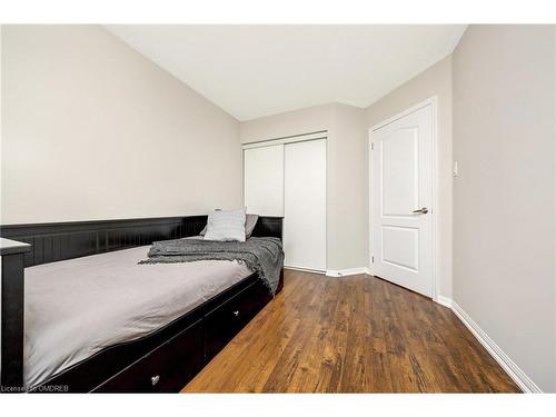 346 Chuchmach Close, Milton, ON - Indoor Photo Showing Bedroom