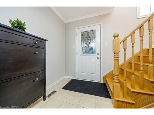 346 Chuchmach Close, Milton, ON - Indoor Photo Showing Other Room