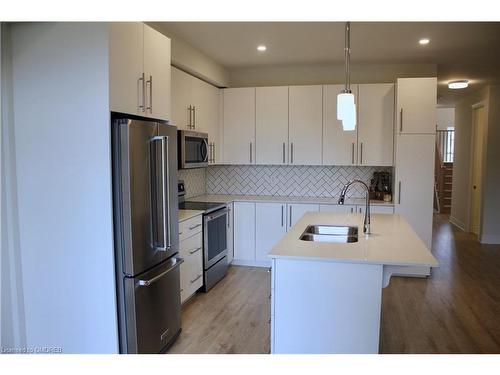 14 Paradise Grove, Niagara-On-The-Lake, ON - Indoor Photo Showing Kitchen With Stainless Steel Kitchen With Double Sink With Upgraded Kitchen