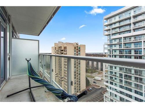 1306-65 Speers Road, Oakville, ON - Outdoor With Balcony