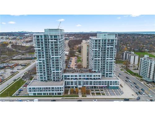 1306-65 Speers Road, Oakville, ON -  With View