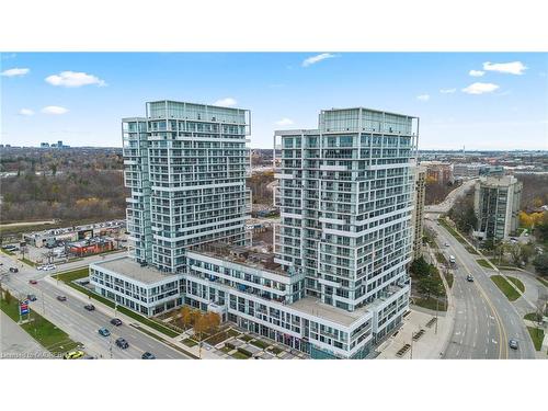 1306-65 Speers Road, Oakville, ON - Outdoor With View