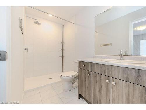 31 Baker Lane Lane, Paris, ON - Indoor Photo Showing Bathroom