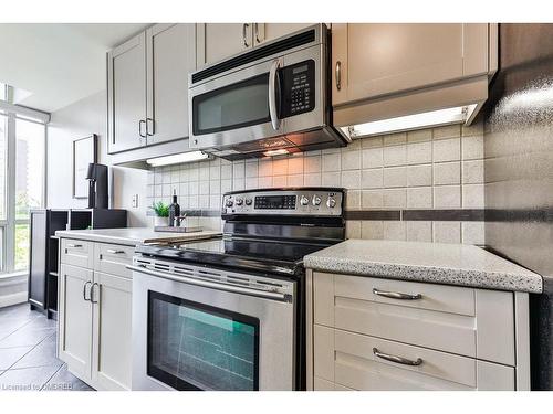 514-430 Pearl Street, Burlington, ON - Indoor Photo Showing Kitchen