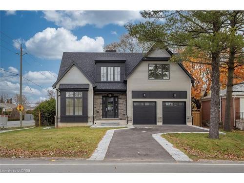 601 Maplehurst Avenue, Oakville, ON - Outdoor With Facade