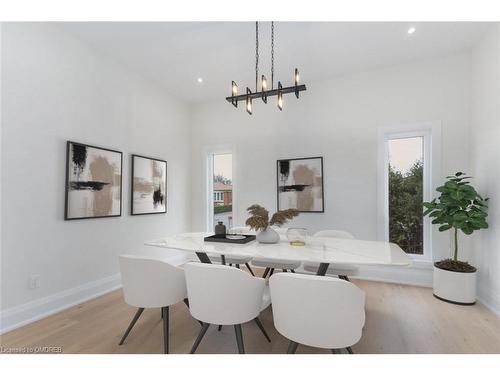 601 Maplehurst Avenue, Oakville, ON - Indoor Photo Showing Dining Room