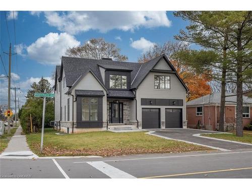 601 Maplehurst Avenue, Oakville, ON - Outdoor With Facade