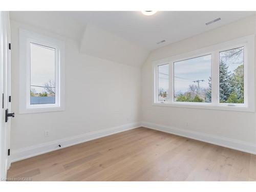 601 Maplehurst Avenue, Oakville, ON - Indoor Photo Showing Other Room