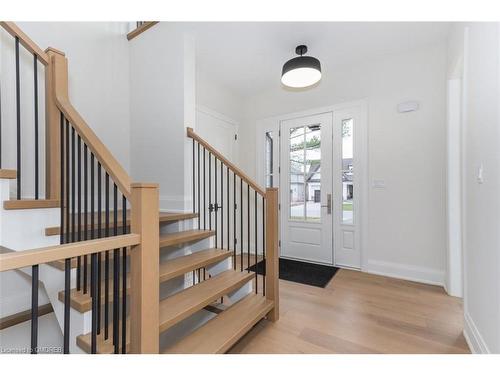 601 Maplehurst Avenue, Oakville, ON - Indoor Photo Showing Other Room