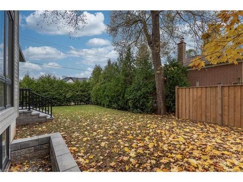 601 Maplehurst Avenue, Oakville, ON - Outdoor