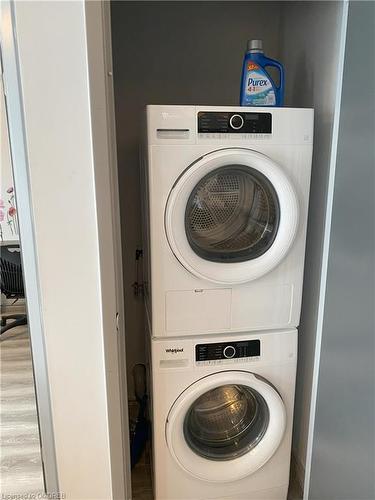 B510-275 Larch Street, Waterloo, ON - Indoor Photo Showing Laundry Room