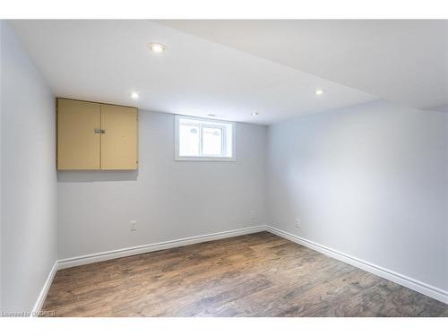 402 Guelph Line, Burlington, ON - Indoor Photo Showing Other Room