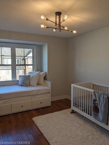 926 Deverell Place, Milton, ON - Indoor Photo Showing Bedroom