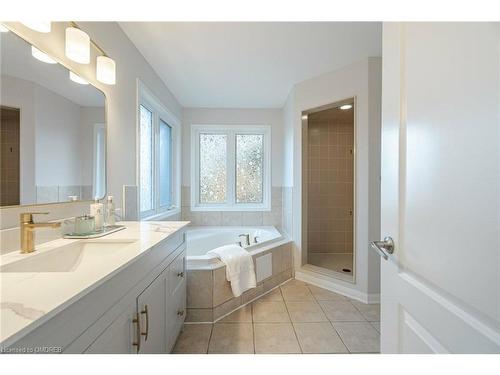 137 Willet Terrace, Milton, ON - Indoor Photo Showing Bathroom