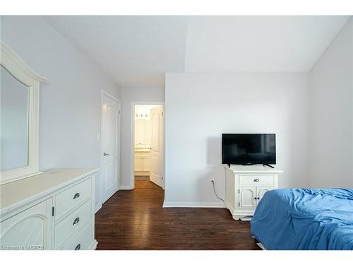 137 Willet Terrace, Milton, ON - Indoor Photo Showing Bedroom