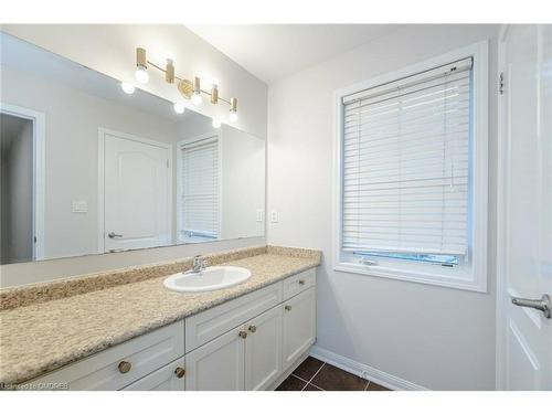 137 Willet Terrace, Milton, ON - Indoor Photo Showing Bathroom