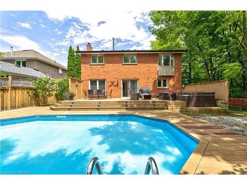 2116 Munn'S Avenue, Oakville, ON - Outdoor With In Ground Pool With Backyard