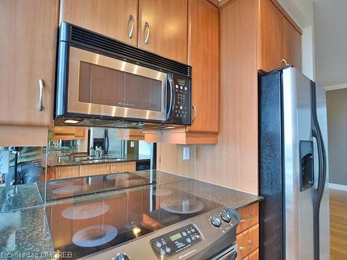 1514-2083 Lake Shore Boulevard W, Toronto, ON - Indoor Photo Showing Kitchen