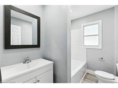 377 Davis Street, Port Colborne, ON - Indoor Photo Showing Bathroom