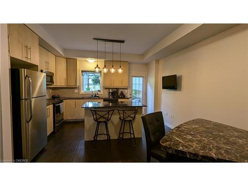 90 Robert Peel Road, Kitchener, ON - Indoor Photo Showing Kitchen With Stainless Steel Kitchen