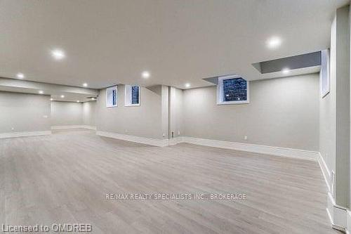 1404 Wren Avenue, Oakville, ON - Indoor