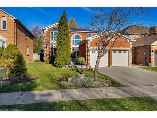 1209 Bowman Drive, Oakville, ON - Outdoor