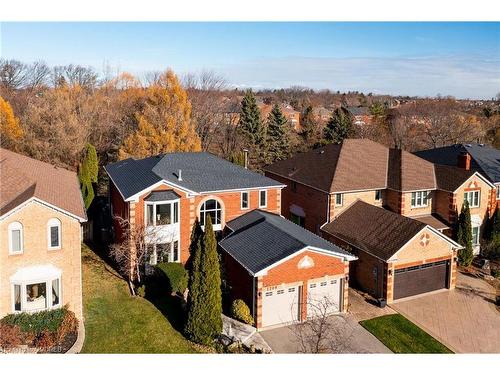 1209 Bowman Drive, Oakville, ON - Outdoor