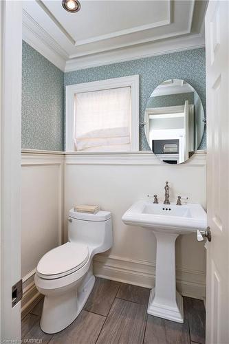 1209 Bowman Drive, Oakville, ON - Indoor Photo Showing Bathroom