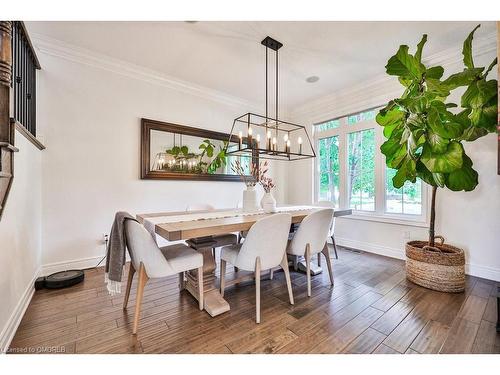 2355 Yolanda Drive, Oakville, ON - Indoor Photo Showing Dining Room