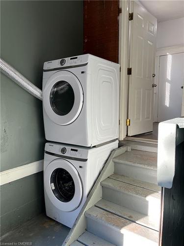 1117 Richmond Street, London, ON - Indoor Photo Showing Laundry Room