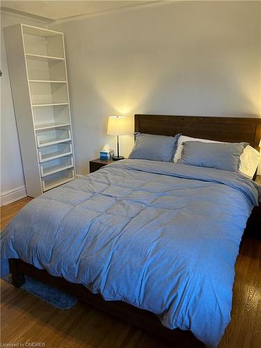 1117 Richmond Street, London, ON - Indoor Photo Showing Bedroom