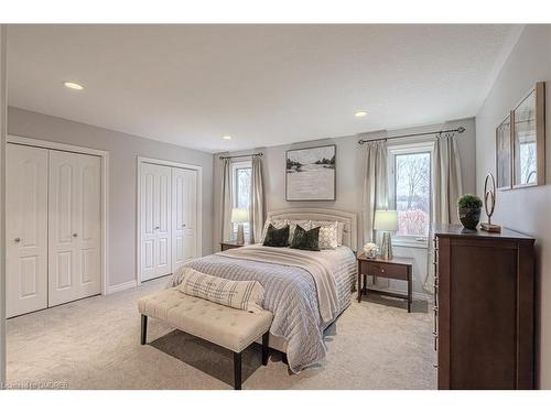 58 Mission Road, Brantford, ON - Indoor Photo Showing Bedroom