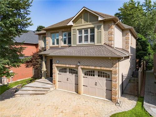 1621 Bayshire Drive, Oakville, ON - Outdoor