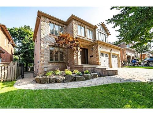 1621 Bayshire Drive, Oakville, ON - Outdoor