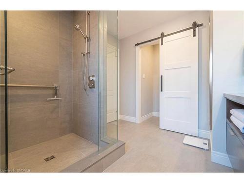 1621 Bayshire Drive, Oakville, ON - Indoor Photo Showing Bathroom