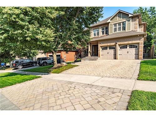 1621 Bayshire Drive, Oakville, ON - Outdoor