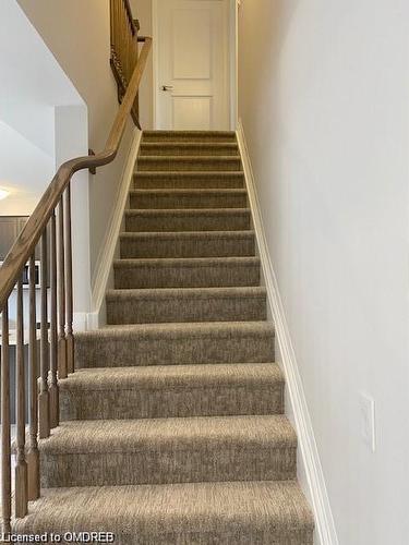 9323 White Oak Avenue, Niagara Falls, ON - Indoor Photo Showing Other Room